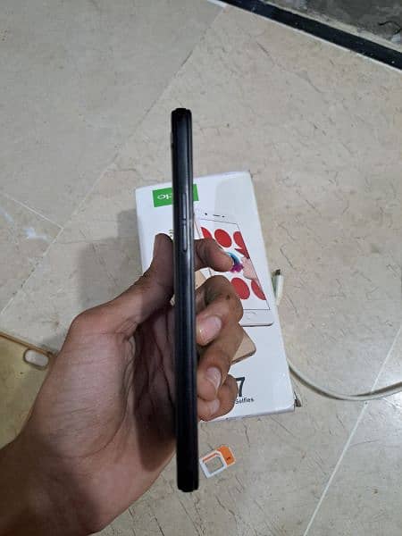 Oppo A57 2