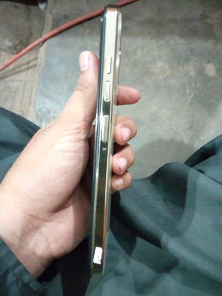 Realme C53 6/128 2