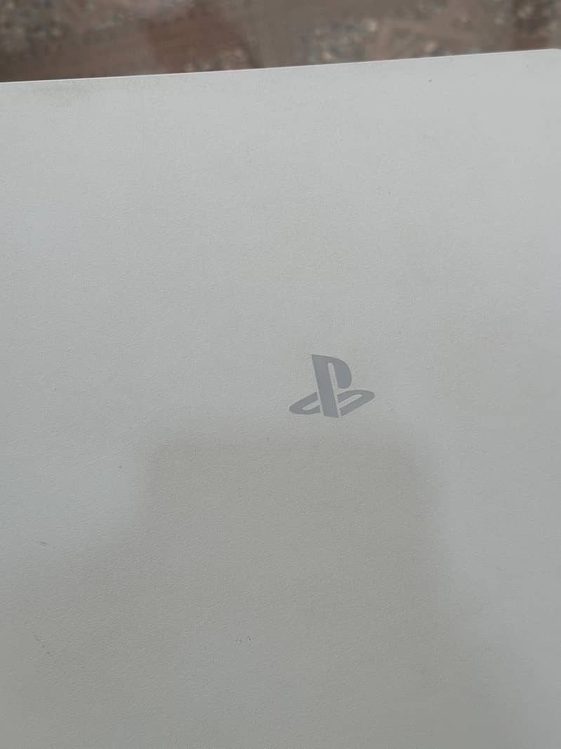 Sony PlayStation 4 500GB Slim 3