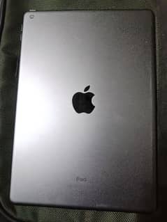 ipad 8 generation Whatsapp 03232400271