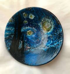 (The starry night)1889 van gogh painting on a clay