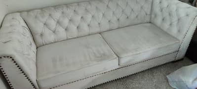 5 Seater White Sofa Set. High Quality Fabric. Just Like A New.