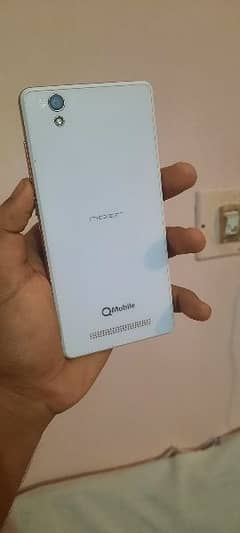 best phone for hot spot QMobile lt 700