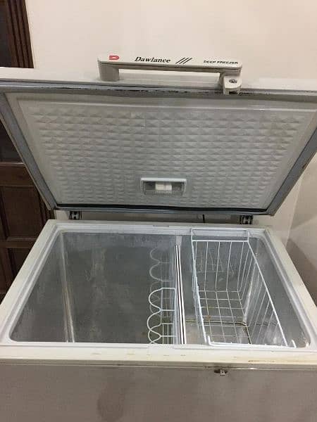 Dawlance Freezer - Medium - Good Condition 4