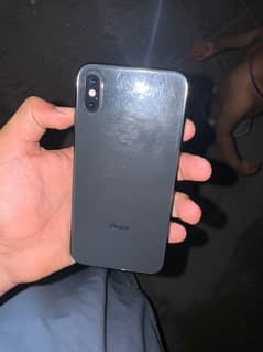 iPhone XS . 64 gb .  e sim active . 2.5 months sy zyada Chal rhi ha