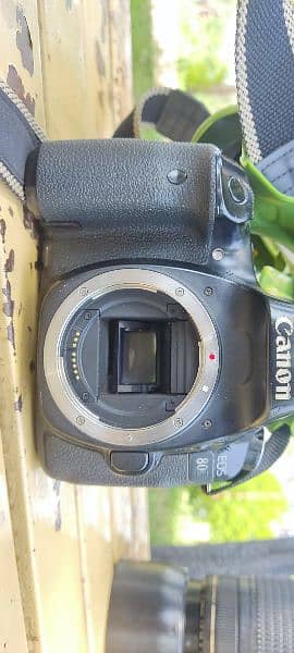 canon 80d with battery grip and 2 battery 4