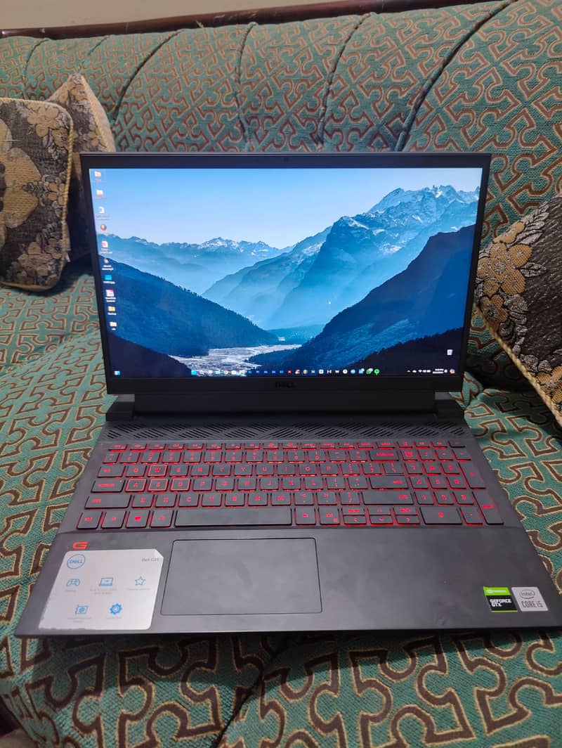 Dell G15 5510 Gaming laptop 1