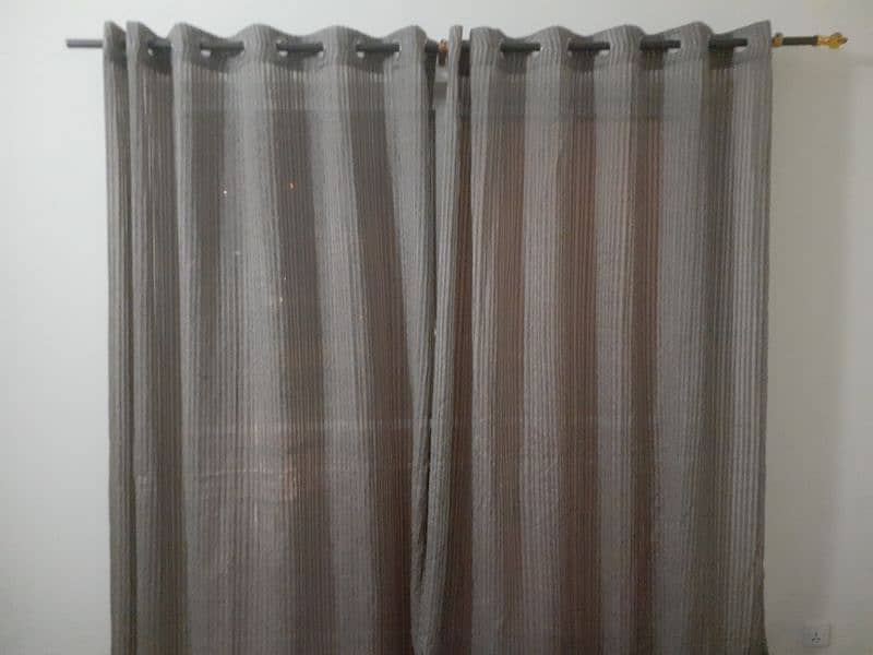 Curtains 0