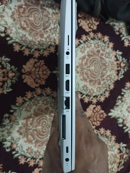 Hp i5 8th generation 16gb ram 8