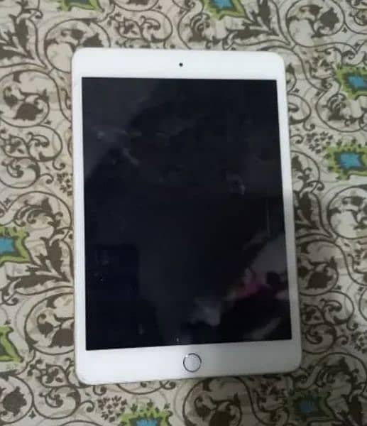 iPad MINI 3 1