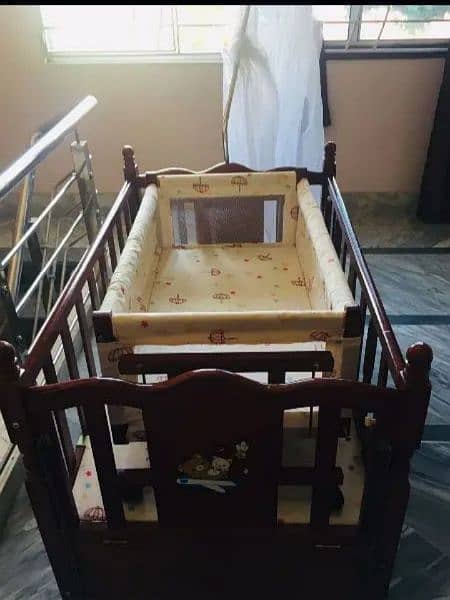 Baby cot wd cradle 4