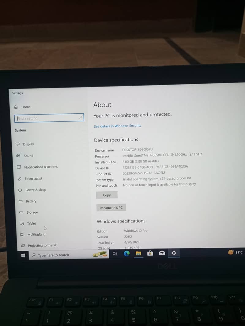 Dell latitude 7490 core i7 8 generation 8 GB RM, 256 ssd 5