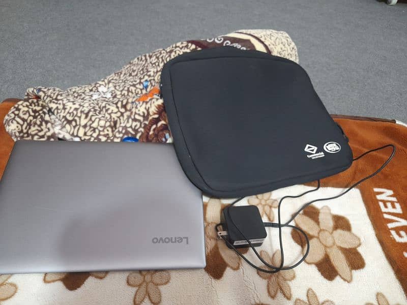 lenovo laptop with2GB orignal bag charger 1