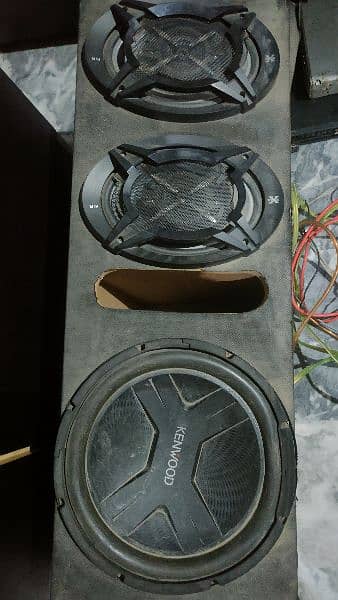 Kenwood Woofer With Speakers And Amplifier 1