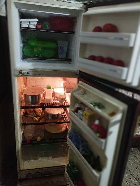 Dawlance Fridge For Sale 3