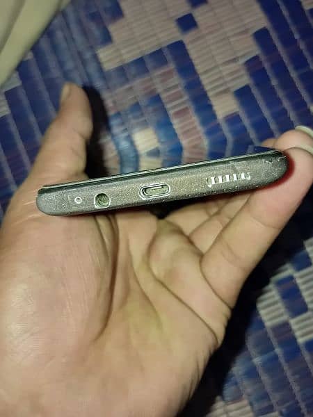 Tecno camon 16 se 6 128 with original box 10by9 condition officially 8