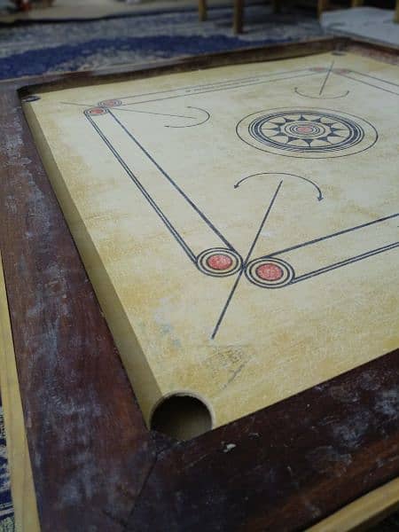 Good Condition Carrom Board 2