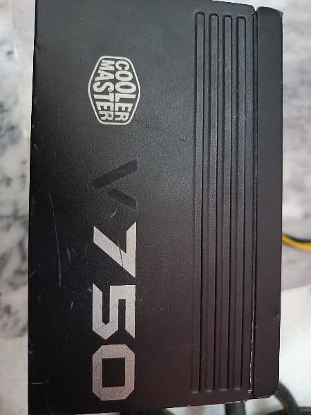 Cooler Master V750 Semi modular 80 plus Gold PSU 19