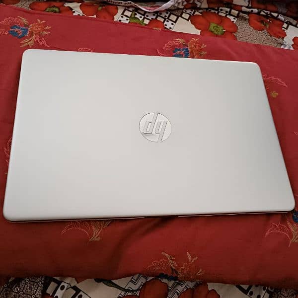 HP 15s 12 Generation Core i3 5