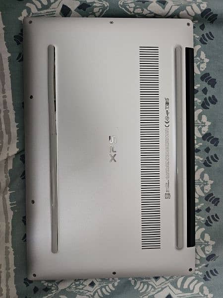 Dell Xps 13 inch i7 10th generation 16GB 2