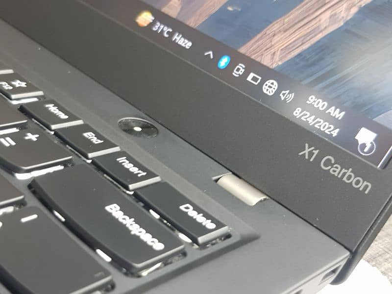 Lenovo X1 carbon 7