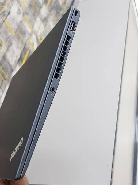 Lenovo X1 carbon 11