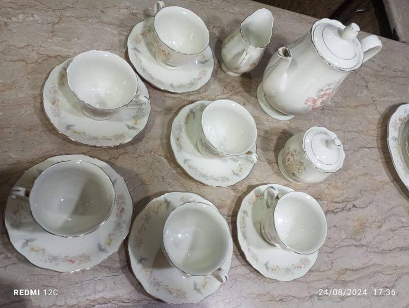 Budlet imported tea set 24pcs 1