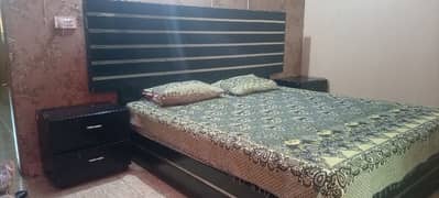 Bed Set/Wooden Bed set/side table/Dressing/Furniture