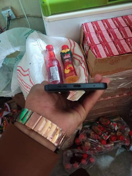 xiaomi redmi note 12 . . . 8/128. . . original charger with box 7