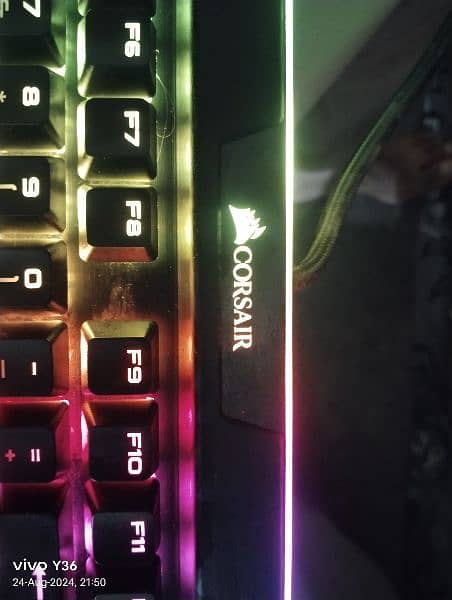 Corsair K95 Platinum keyboard 3