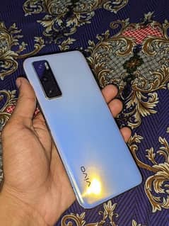 Exchange vivo v20se , 8/128 , fast indisplay finger, PTA