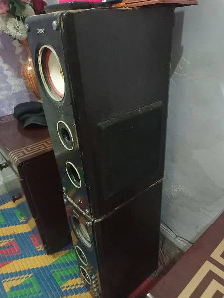 speaker for sale please read add 1