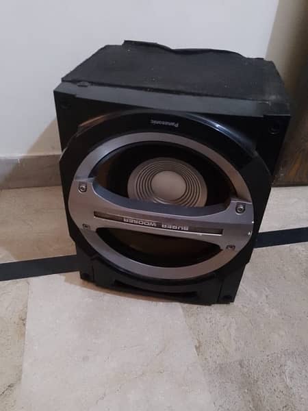 woofer for sale panassonic original car or amplifer dono sy atach hoga 4