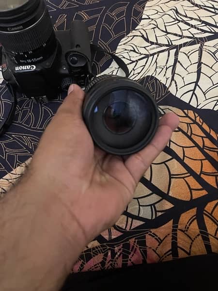 Dslr camera Canonn 550 D 5