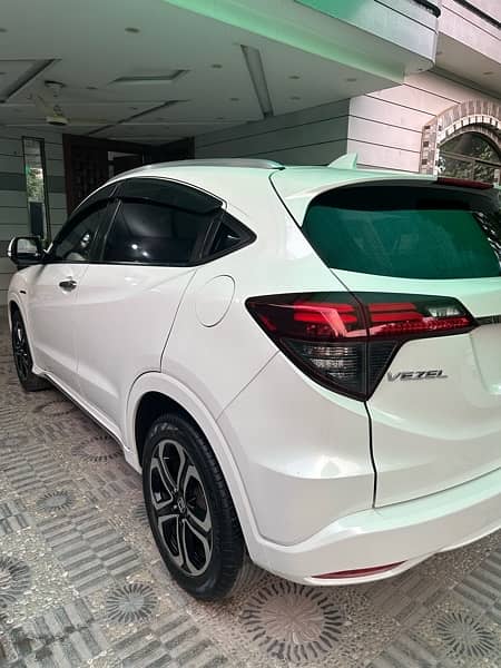 HONDA VEZEL MODEL 2019/ 2024 AUTOMATIC 2