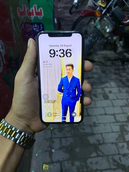 Iphone 11 pro Jv 64 gb Golden color 6