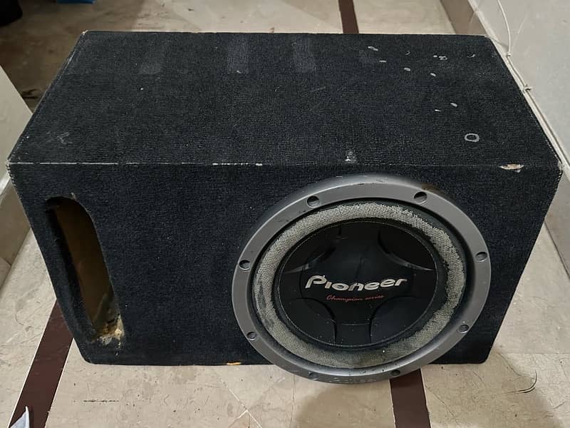 Pioneer woofer, Amplifier and Wiring 2