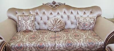 5 Seater Fancy Sofa Set.