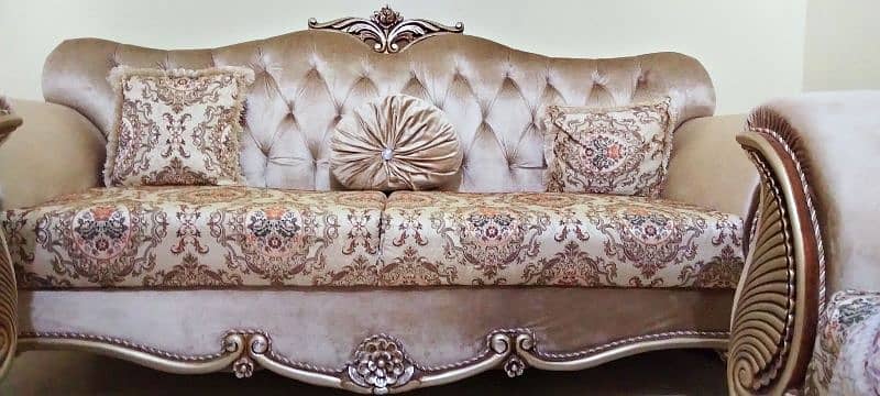 5 Seater Fancy Sofa Set. 1