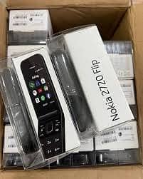 Nokia 2720 Flip 4G 11