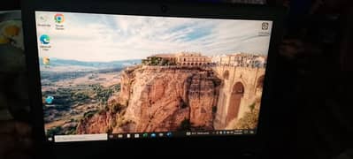 Core I5 7th Genration 8 Gb RAM 256 Gb SSD 12.5 Inch Clean display GPU