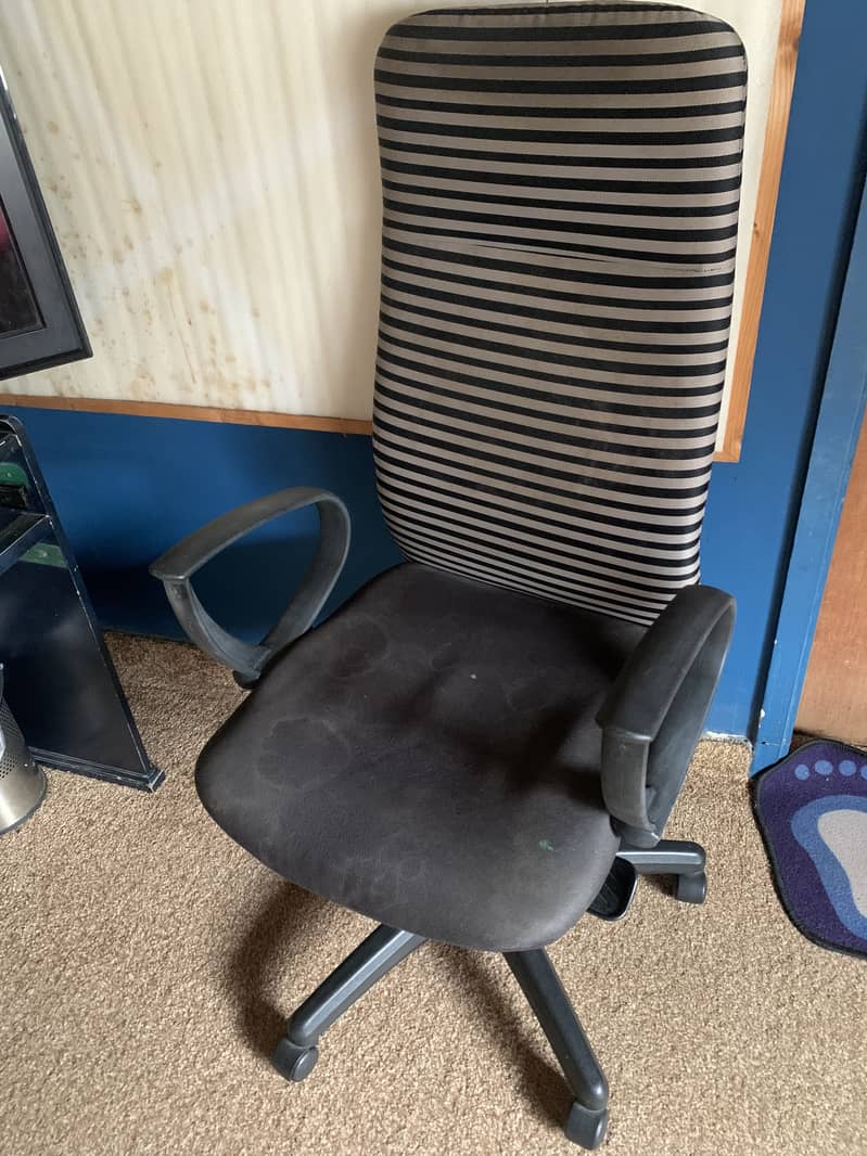 Interwood Office Chair (Reclines, Rotates, Height Adjusts) 2