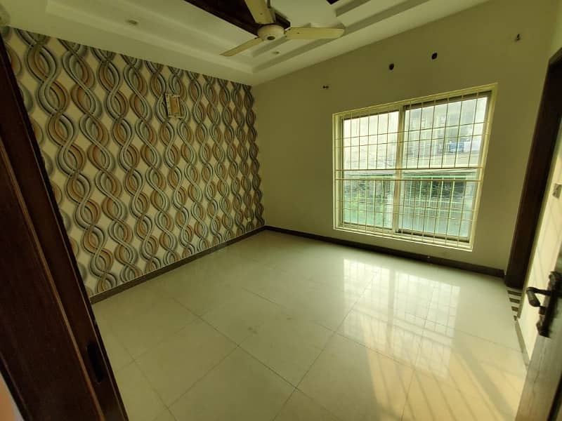 5 MARLA GROUND FLOOR IS UP FOR RENT Defence raya 0