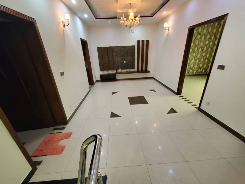 5 MARLA GROUND FLOOR IS UP FOR RENT Defence raya 3