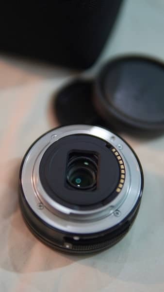 sony e-mount 16-50 mm f/3.5 to 5.6 3