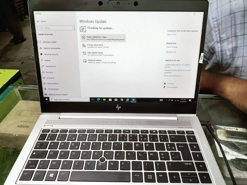 HP elitebook 840 g6 9