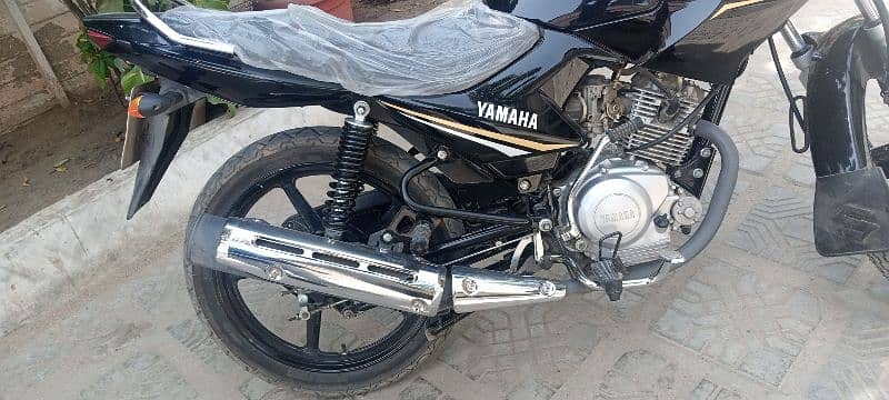 Yamaha YBR 125 2023 6