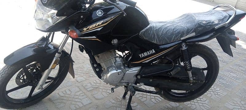 Yamaha YBR 125 2023 7