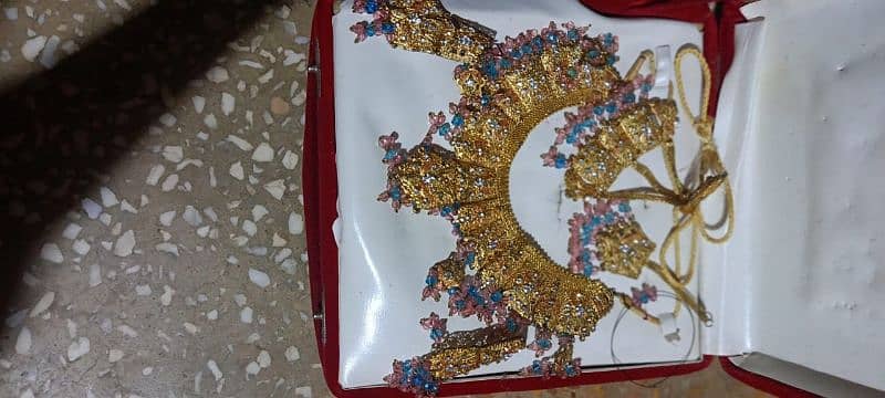 walima frok with jewellery 11