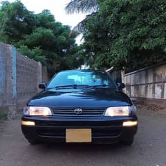 Toyota Corolla XE 2000